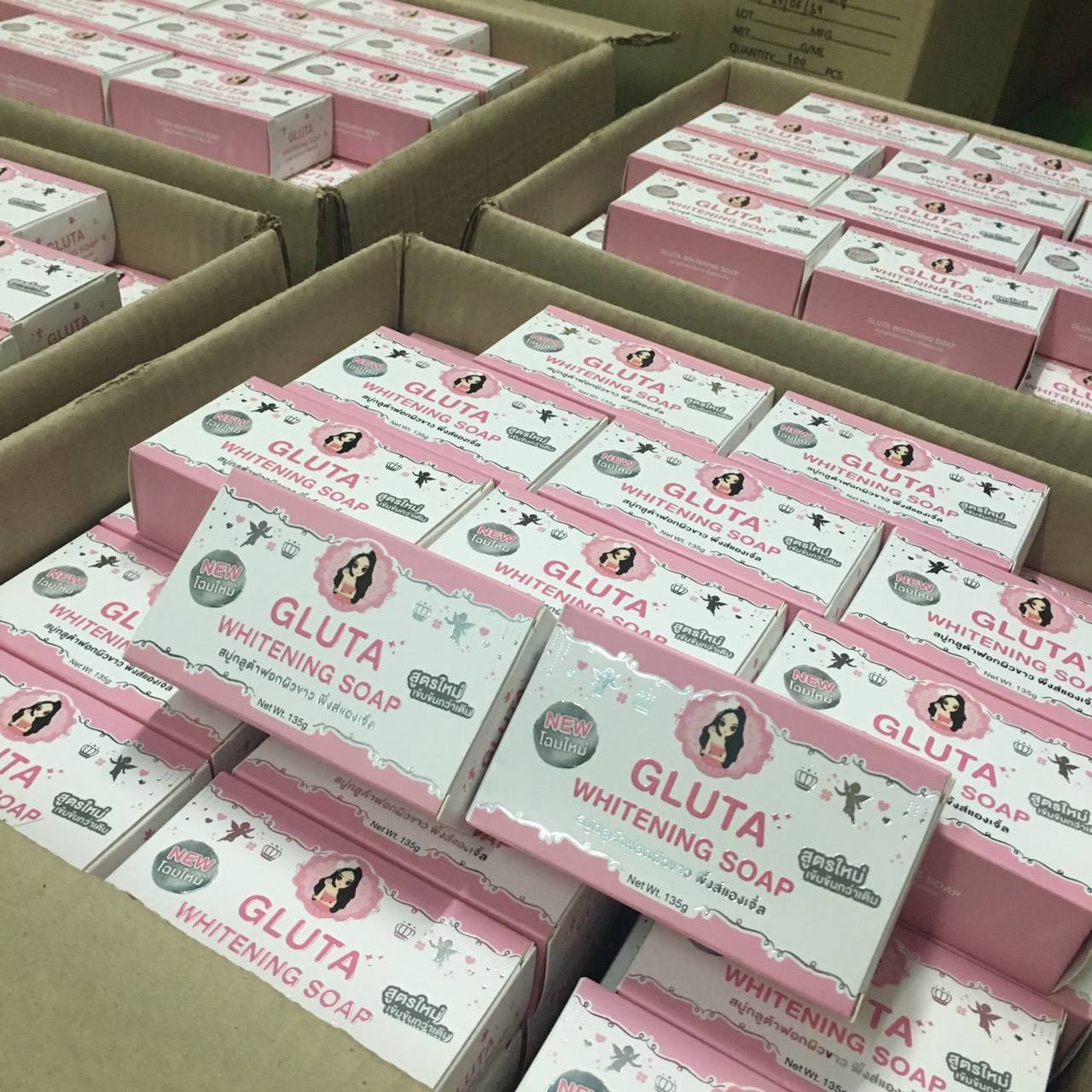 สบู่พิงค์แองเจิ้ล กลูต้าไวน์เทนนิ่ง โซพ (Gluta Whitening Soap by Pink Angel)