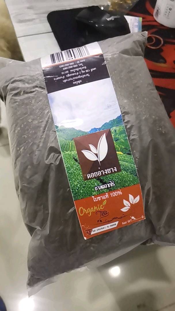 ชาสด (Fresh Tea) มี อย. ผลิตจากใบชาอัสสัมแท้ 100% ชาสด ขนาด 500 กรัม ใบชาสูตรเข้มข้น สำหรับร้านชา-กาเเฟ ชาคัดพิเศษ ( สำหรับผสมน้ำผลไม้ ) เหมาะสำหรับ ชงเมนูชาผลไม้ สามรถชงได้ทั้งชาเมนูเย็นและชาร้อนได้หอมชา ชงได้ทั้งเครื่องชงกาแฟและแบบถุงกรอง จากโรงคั่วชาเช