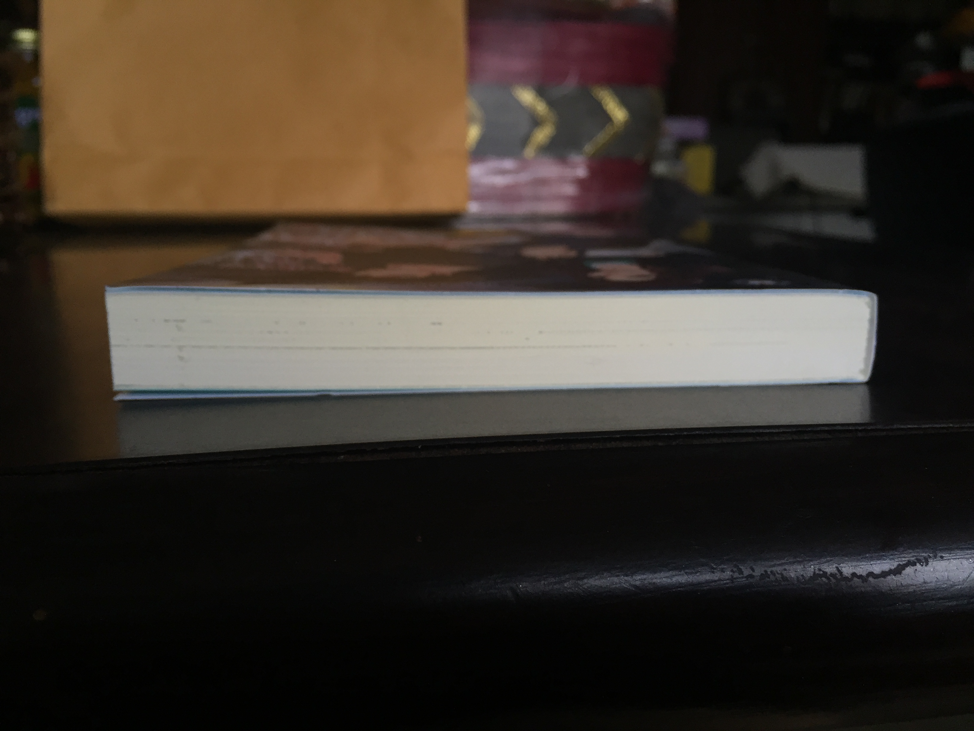 Walking in the Dark พลิกตำนานร้าย ป่วนตำนานรัก