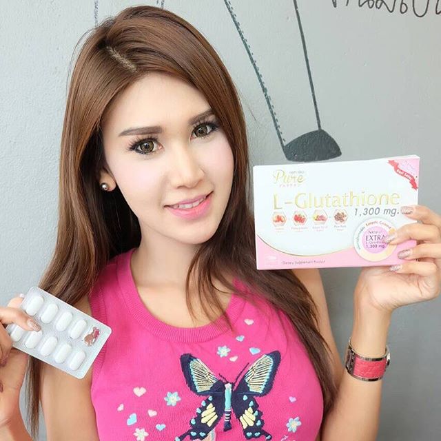 เพียวกลูต้ามิกซ์ ขาว ใส ออร่า 3 เท่า (Pure Gluta Mix L-Glutathione)