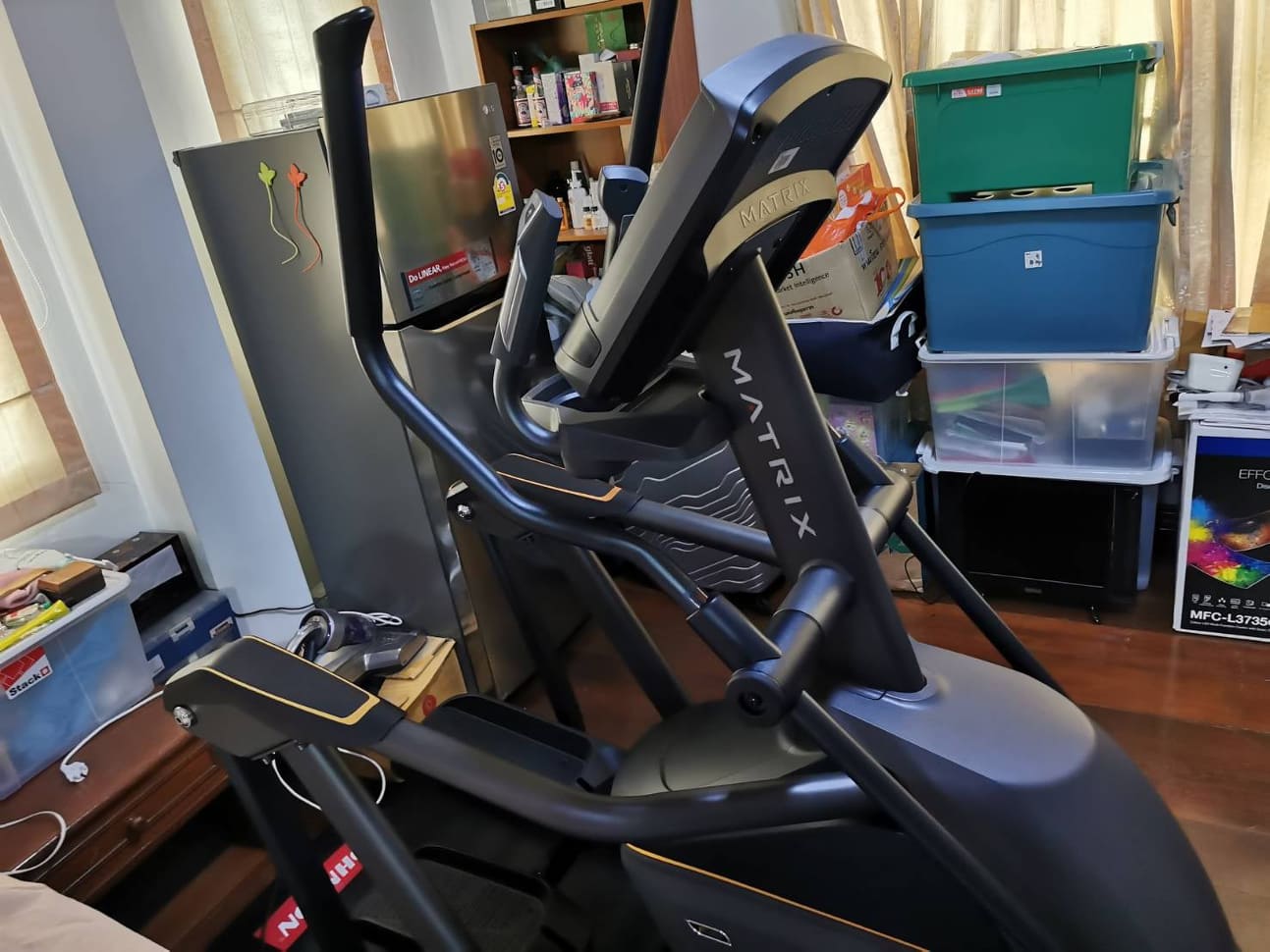 เครื่องเดินวงรี Matrix Elliptical E30XR USA