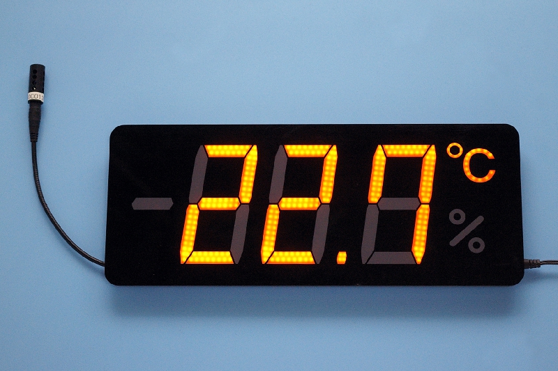 รุ่นTP-300HAตัวบ่งชี้อุณหภูมิ / ความชื้นขนาดใหญ่Large temperature / humidity indicator TP-300HA