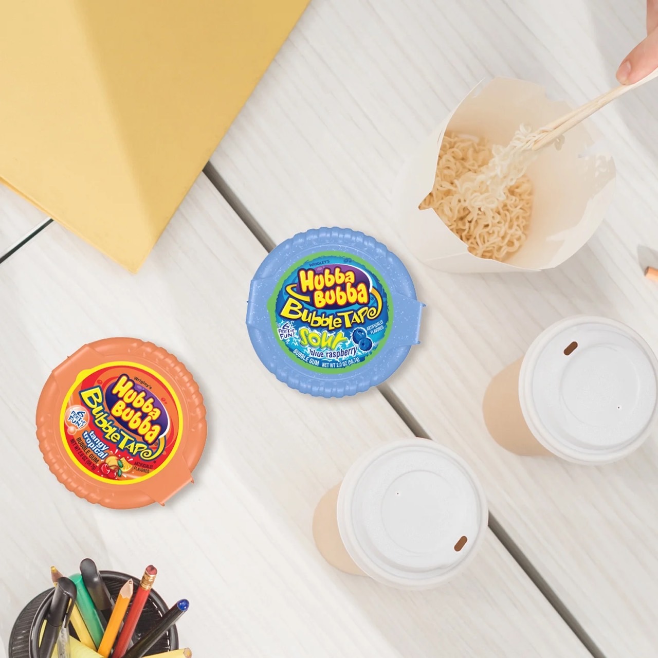 NEWเคี้ยวสนุกเคี้ยวเพลิน🫧 ร้านนำเข้าเองจาก🇺🇸 Hubba Bubba Bubble Tape หมากฝรั่งตลับเทป 3 รสชาติแบ่งขายของแท้ 100% ราคา 150 บาท/ชิ้น