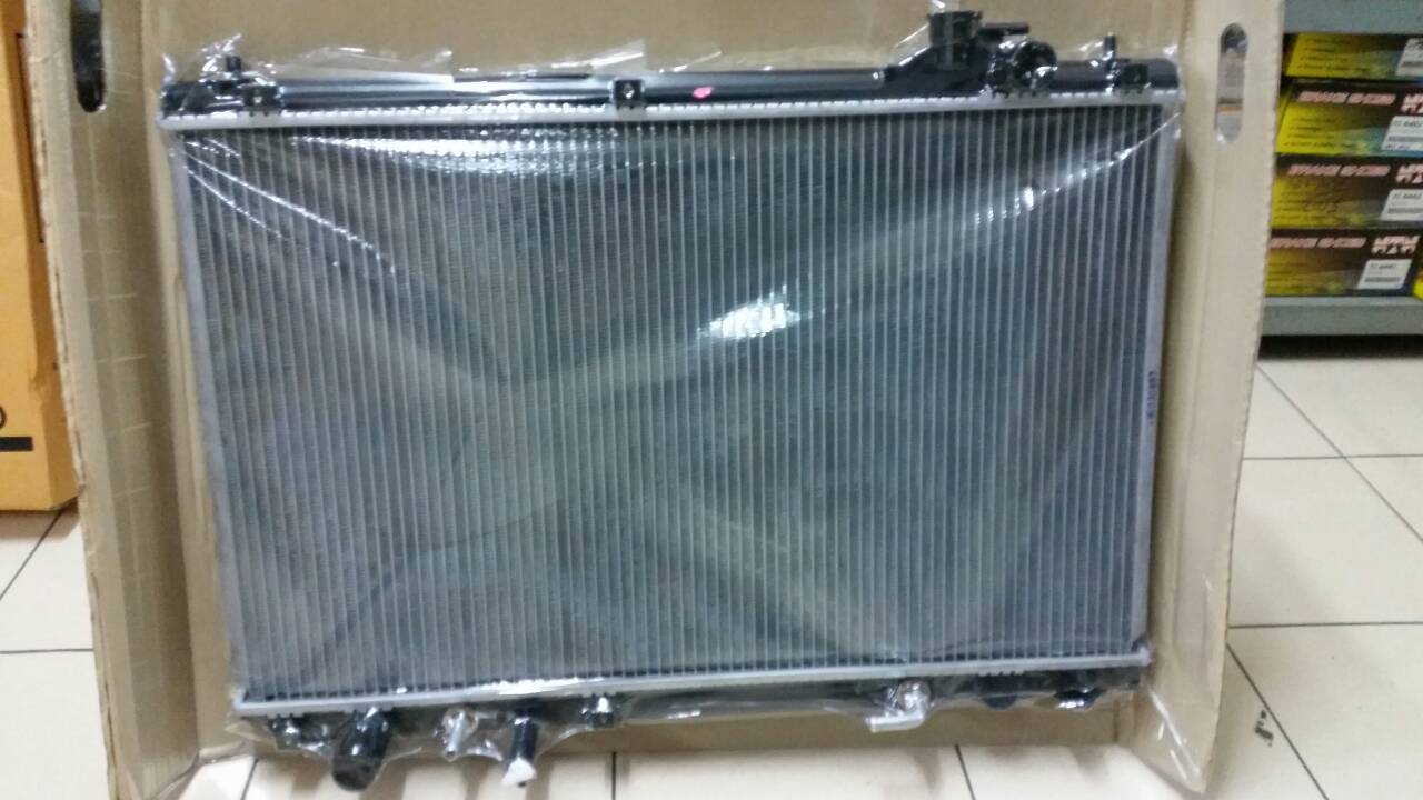 หม้อน้ำ LEXUS RX300 MCU15 AT