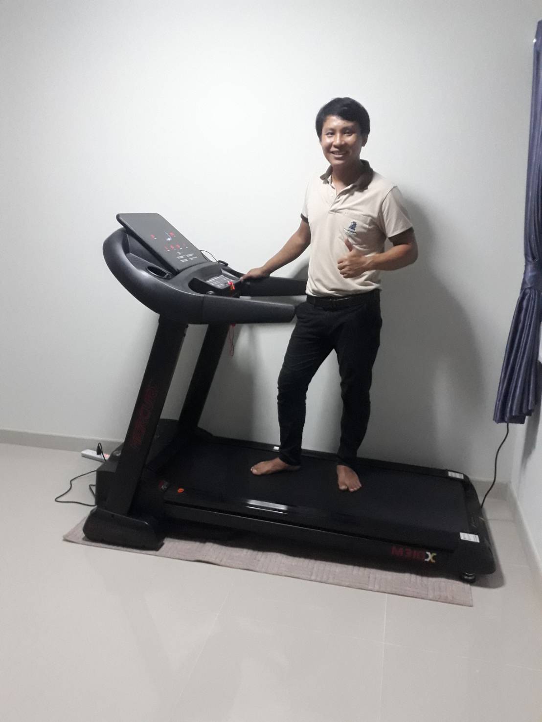 ลู่วิ่งไฟฟ้า Mercury M310X/6.0 hp ขายตัวโชว์