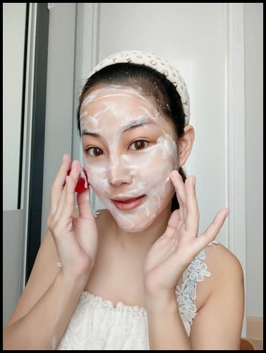 สบู่กุหลาบแดง สลายฝ้า กระ RED Rose Soap By PCare