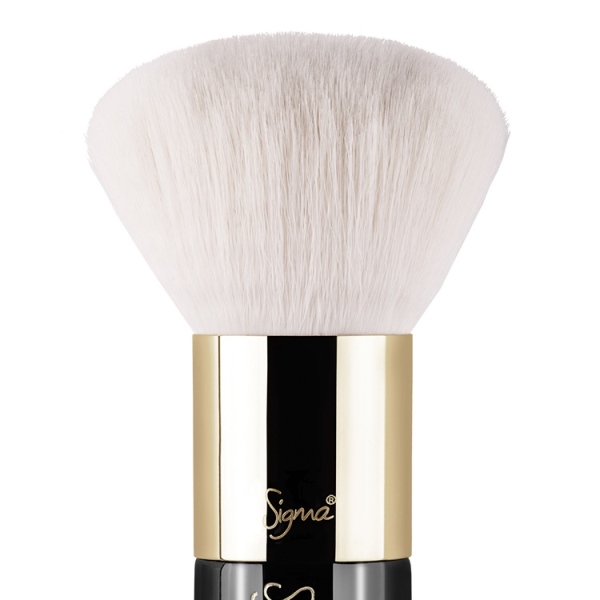 SIGMA :: F94 - Kabuki แปรงปัดหน้าด้ามทองคำ 18K สุดหรู ออกแบบมาพิเศษเพื่อการแต่งหน้า พร้อมให้คุณได้สัมผัสการแต่งหน้าที่หรูหรา มีระดับ