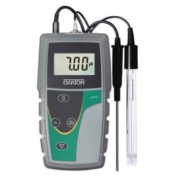 Oakton รุ่นWD-35613-55เครื่องวัดค่าความเป็นกรดด่างและโพรบใช้งานพร้อมผลสอบเทียบ,Handheld Meter Kit with Case,Solutions,pH/ATC Probe,with NIST