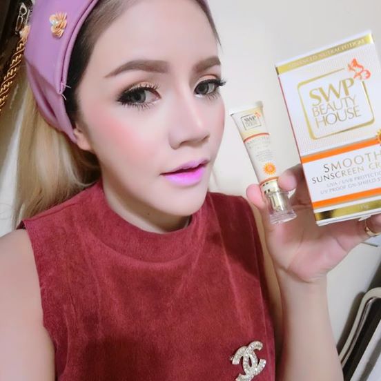 ครีมกันแดด SWP Smooth Sunscreen Cream แพ็คเก็จใหม่ (SWP Beauty House Smooth Sunscreen Cream)