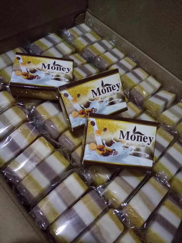 สบู่สครับผิวใส มันนี่ BY Money