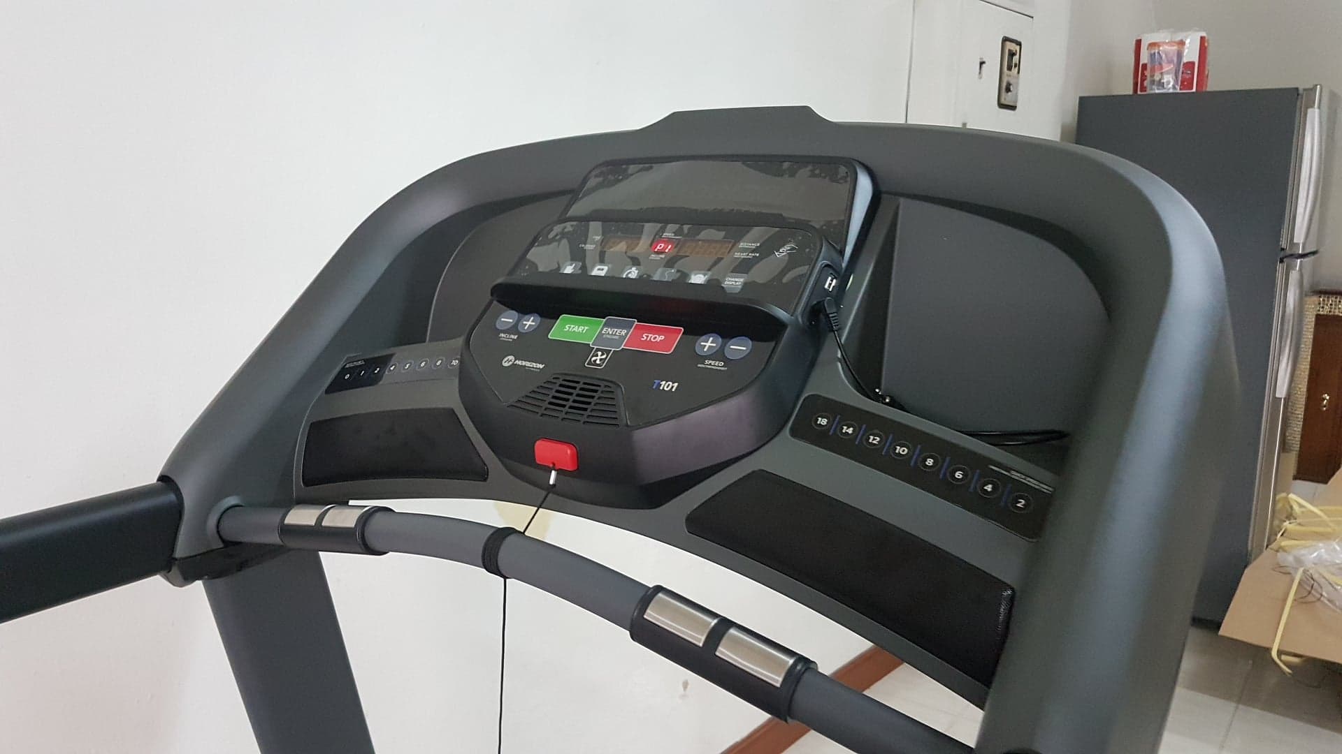 ลู่วิ่งไฟฟ้า Horizon T101