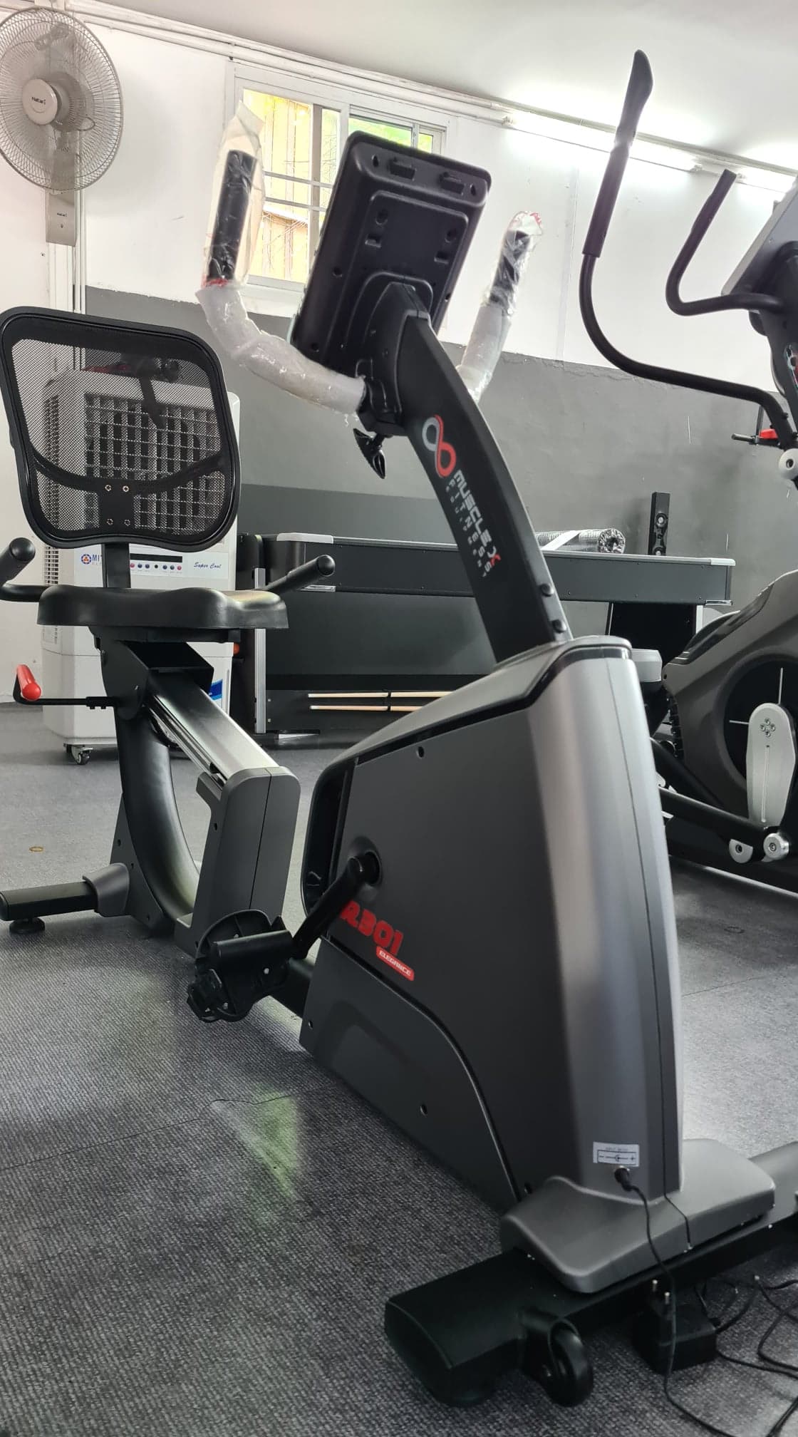 จักรยานเอนปั่น MuscleX R301 Elegance