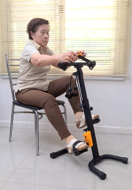 จักรยานออกกำลังกายผู้สูงอายุ, จักรยานกายภาพบำบัด, จักรยานคนแก่, จักรยานออกกำลังกายในบ้าน