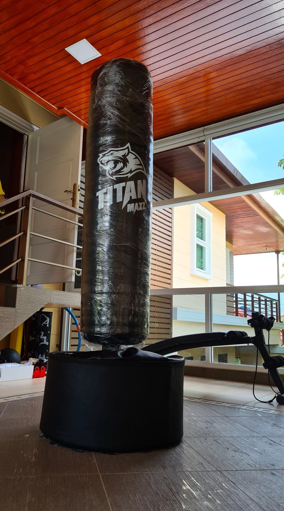 กระสอบทรายตั้งพื้นรุ่น TitanFit วางได้ทุกพื้นผิว