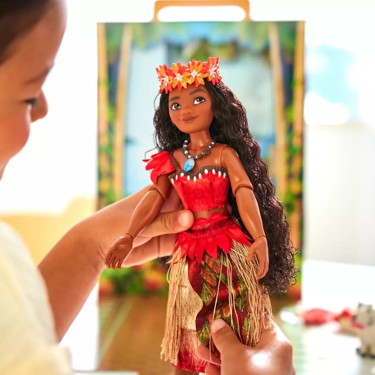 นำเข้า 🇺🇸 เซ็ทตุ๊กตาโมอาน่าและกิจกรรมระบายสีMoana Disney Story Doll - Moana 11" , ราคา 1,590 บาท