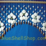 ม่านโค้งสั้นลายดอกไม้ลีลาวดีเขียว