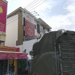 การเดินทางมาร้านรองเท้ามือสอง Footlongshoes