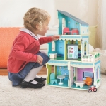 Kidkraft - Interchangeable Dollhouse with Meigar 6 Pcs Cute Dolls Dollhouse， Miniature Poseable Wooden House Family People Set บ้านตุ๊กตาเปลี่ยนรูปทรงได้ พร้อม ตุ๊กตาครอบครัว6 ตัว ราคา 3,590 บาท