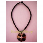 สร้อยลูกปัดแปดแฉกสองสี