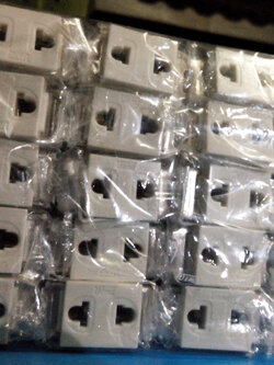 ปลั๊กฝังบล็อกลอย