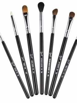 SIGMA :: Basic Eyes Kit แปรงแต่งตาชุด 7 ชิ้น ดูรายละเอียดด้านใน