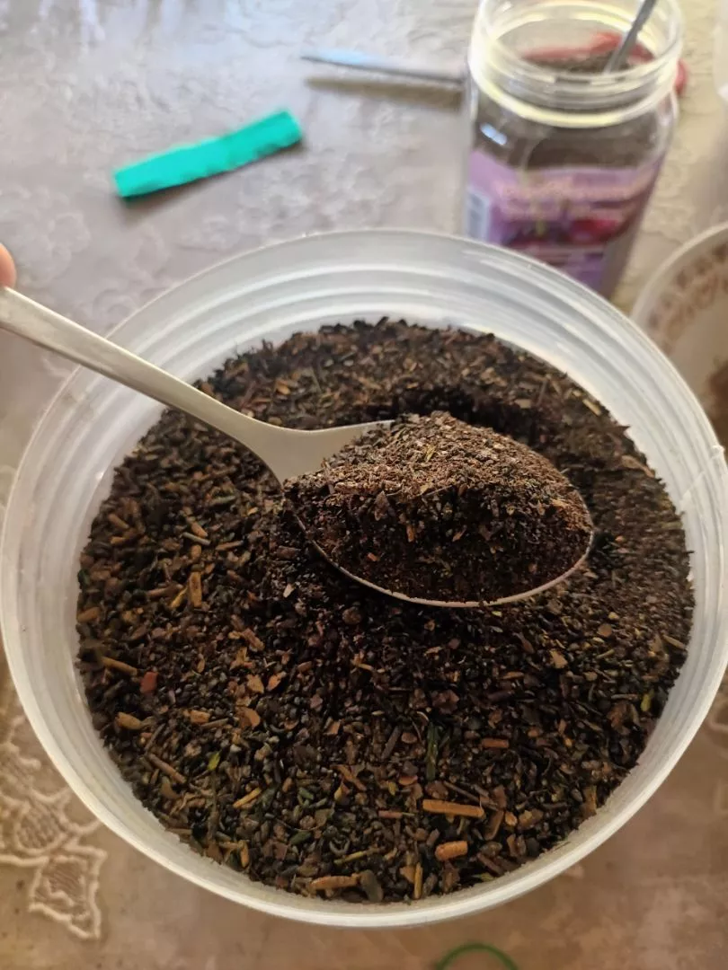 ชาเขียวกลินมะลิ ผงชาเขียวมะลิ ขนาด 500 กรัม 🍵 Green Jasmine Tea ผงชาเขียวดอกมะลิป่น ชาคุณภาพ มาตรฐาน อย. คัดสรรชาจากดอยพี้นที่เชียงใหม่ ราคามิตรภาพ ผลิตจากใบชาแท้ 3 สายพันธุ์ ทำให้ได้กลิ่นและรสชาติที่อร่อยและลงตัวสุด ๆ