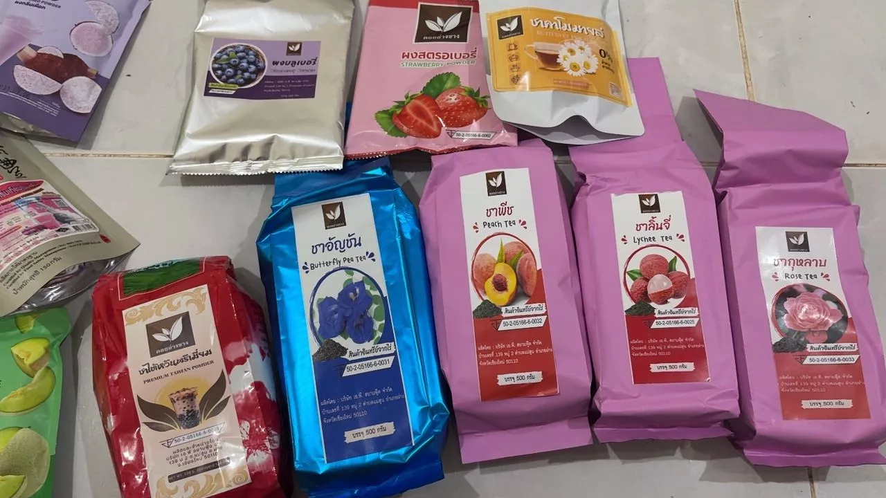 ชาลิ้นจี่ 500g 🍑 ชาไทยหอมเข้มข้น จากเชียงใหม่ ผ่าน อย. ราคาถูก ชงง่าย อร่อยเหมือนร้าน | Lychee Tea Premium Quality from Chiang Mai Thailand ✨ ชาลิ้นจี่แท้จากดอยเชียงใหม่ กลิ่นหอมหวาน รสชาติเข้มข้น เหมาะทำชานม ชาเย็น Premium Lychee